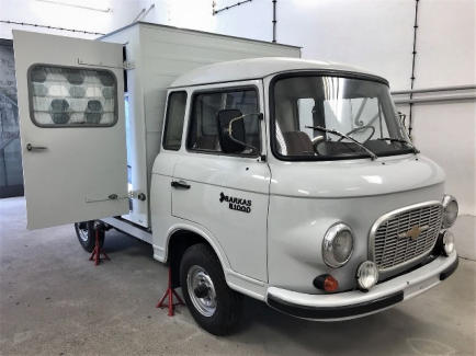 Weißer Barkas B1000
